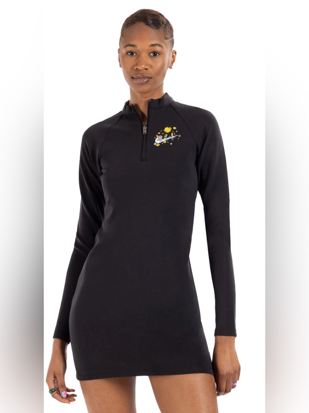 Nike sportswear essential logo women’s 1/4 quarter zip twist dress siize large